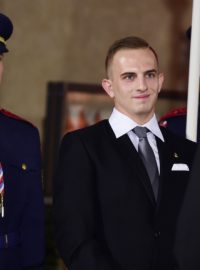 Jiří Nesázal od prezidenta Zemana převzal medaili Za zásluhy