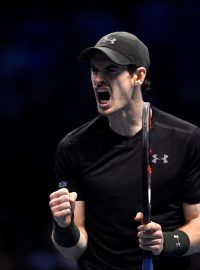 Britský tenista Andy Murray zdolal Kanaďana Milose Raoniče ve třetím setu
