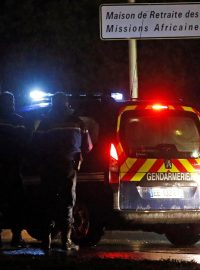 Neznámý muž vtrhl v noci do domova pro kněží na jihu Francie