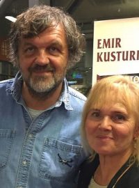 Emir Kusturica s překladatelkou Dragou Zlatníkovou