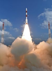 Indická raketa PSLV-C37