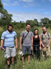 Čeští experti v Krugerově národním parku, který je velikostně srovnatelný s Moravou, vytipovali 60 ploch, na kterých detailně zkoumají rostliny, ptáky, hmyz nebo třeba netopýry