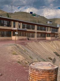 Škola v Mulbekhu v Malém Tibetu spolupracuje s českou neziskovou organizací Brontosauři v Himálajích už několik let