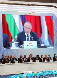 Ruský prezident Vladimir Putin na summitu v kazašské Astaně