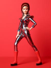 Panenka Barbie jako Ziggy Stardust, populární alterego hudebníka Davida Bowieho