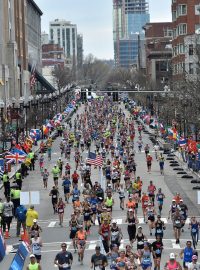 Cílová rovinka Bostonského maratonu