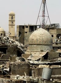 Mosul je po dlouhotrvajících bojích v troskách.