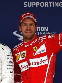 Lewis Hamilton a Sebastian Vettel