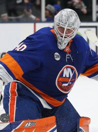 Brankář Robin Lehner z New York Islanders