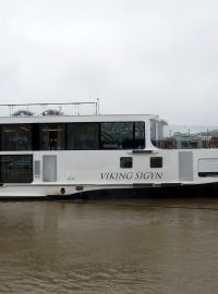 Mohutná hotelová loď Viking Sigyn 29. května 2019 u jednoho z mostů v centru Budapešti narazila do mnohem menšího výletního plavidla Hableány (Mořská panna) s jihokorejskými turisty