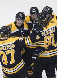 Hokejisté Bostonu slaví postup do semifinále Východní konference NHL