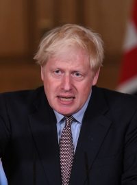 Jednání o budoucím uspořádání vztahů Evropské unie a Velké Británie zkomplikoval návrh zákona vlády Borise Johnsona