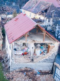 Zemětřesením zdevastované chorvatské město Petrinja