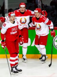 Hokejisté Běloruska slaví gól