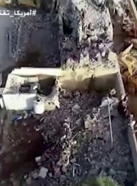 Škody po náletu v jemenské provincii Saada. Záběr byl pořízen z dronu