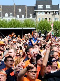 Nizozemci mají rádi oranžovou barvu kvůli spojení  s Vilémem Oranžským