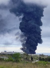 Na konci dubna hořel v Sevastopolu sklad paliva