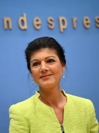 Sahra Wagenknechtová na konferenci v Berlíně