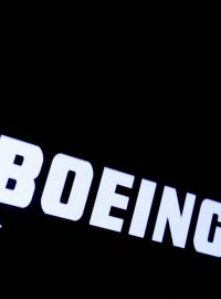 Logo společnosti Boeing na obrazovce na newyorské burze (NYSE) v New Yorku