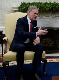Český premiér Petr Fiala v Oválné pracovně Bílého domu hovořil s americkým prezidentem Joem Bidenem
