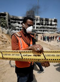 Izraelská armáda tvrdí, že nemocnice obsadila protože se tam skrývali ozbrojenci Hamásu