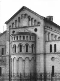 Nová synagoga v Brně, která musela uvolnit cestu Úrazové nemocnici.