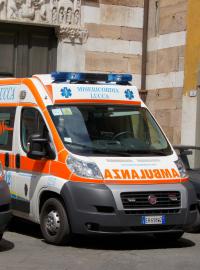 Vozy italské záchranné služby. (Ilustrační foto.)
