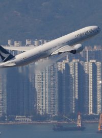 Aerolinka letecké společnosti Cathay Pacific z Hong Kongu do New Yorku bude nově nejdelším komerčním letem