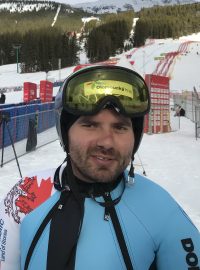 Jan Hudec v cíli závodu Světového poháru v Lake Louise