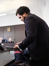 Dominik Feri před odvolávacím soudem