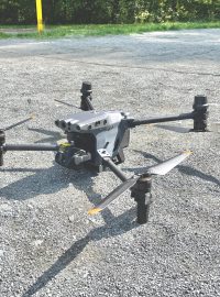 Jeden z dronů, které D. poveze na Ukrajinu