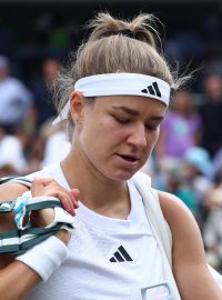 Zklamaná tenistka Karolína Muchová po prohře v prvním kole Wimbledonu