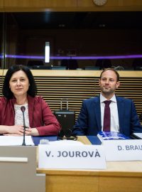 Jednání Evropské komise v roce 2017, Věra Jourová a Daniel Braun
