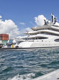 Úřady na Fidži zabavily jachtu ruského oligarchy Kerimova