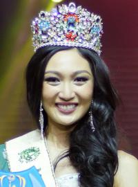 Miss Earth se stala zástupkyně Filipín Karen Ibascová