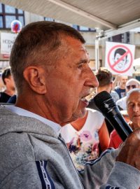Andrej Babiš na předvolebním mítinku