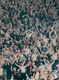 Fanoušci Slavie Praha na stadionu v Římě