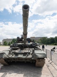 Na pražskou Letenskou pláň si lidé můžou přijít prohlédnout zbraně, které zneškodnila ukrajinská armáda při ruské okupaci