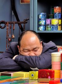 Muž, který usnul v práci (ilustrační foto)