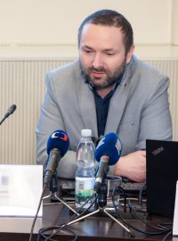 Ředitel Cermatu Miroslav Krejčí a ministr školství Mikuláš Bek (STAN)