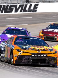 Americká série automobilových závodů NASCAR